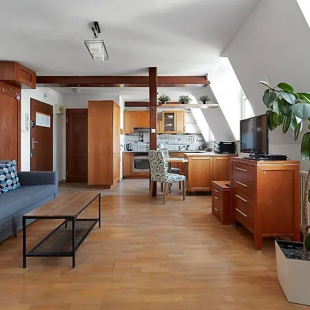 Tatamka Apartment Warsaw